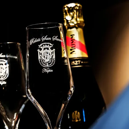 Relais San Severo فندق مبيت وإفطار نابولي