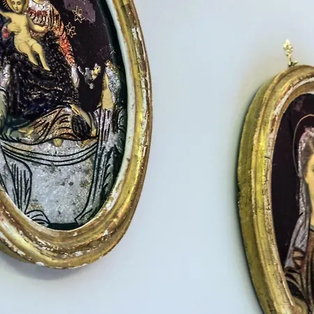 فندق مبيت وإفطار Relais San Severo نابولي